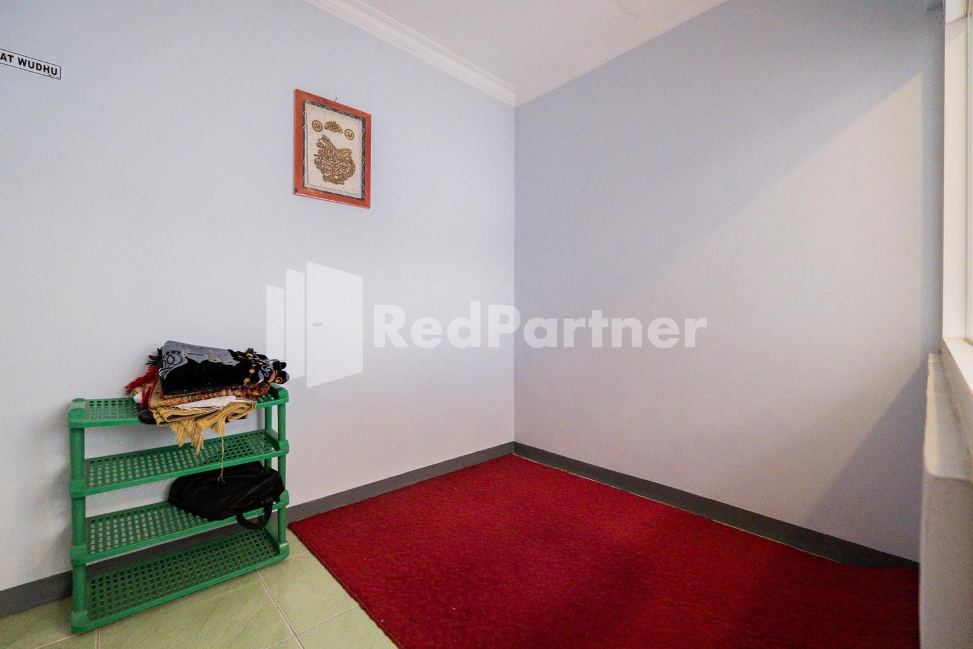 Swun Stay Inn At Sawahan Mitra Reddoorz Malang Zewnętrze zdjęcie
