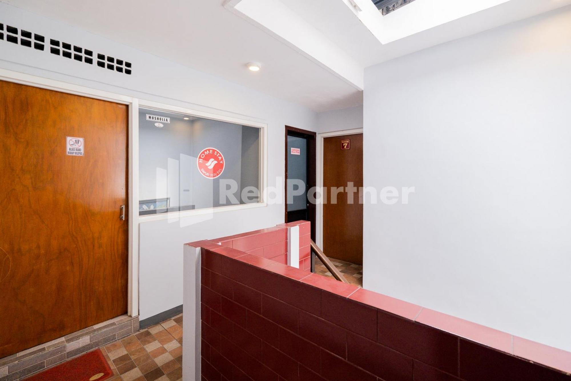 Swun Stay Inn At Sawahan Mitra Reddoorz Malang Zewnętrze zdjęcie
